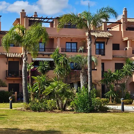 Appartamento Modern 2br Second Line Marbella Beach, Pools And Paddle *