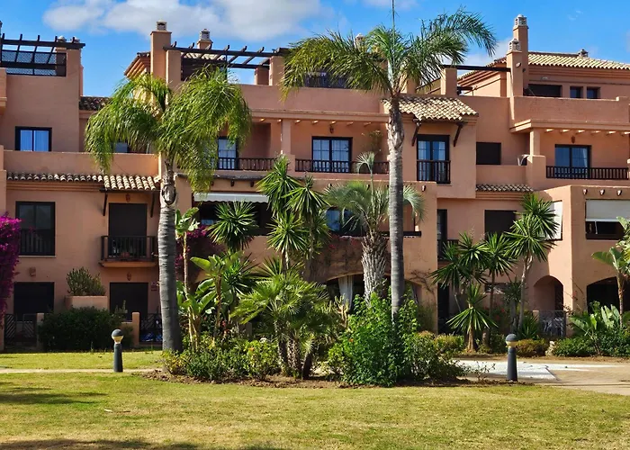 Appartement Modern 2br Second Line Marbella Beach, Pools And Paddle *